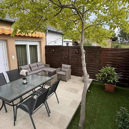 度假居 Pajtas 鲍洛通费尼韦什