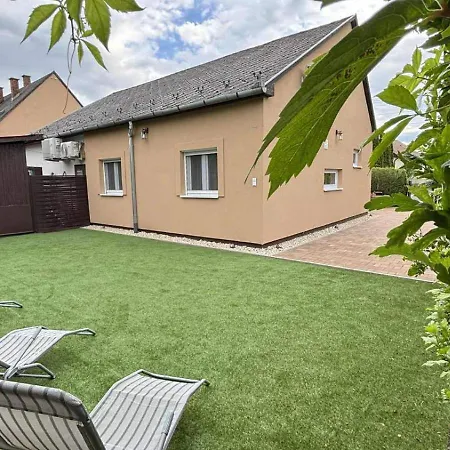 Pajtas * 鲍洛通费尼韦什